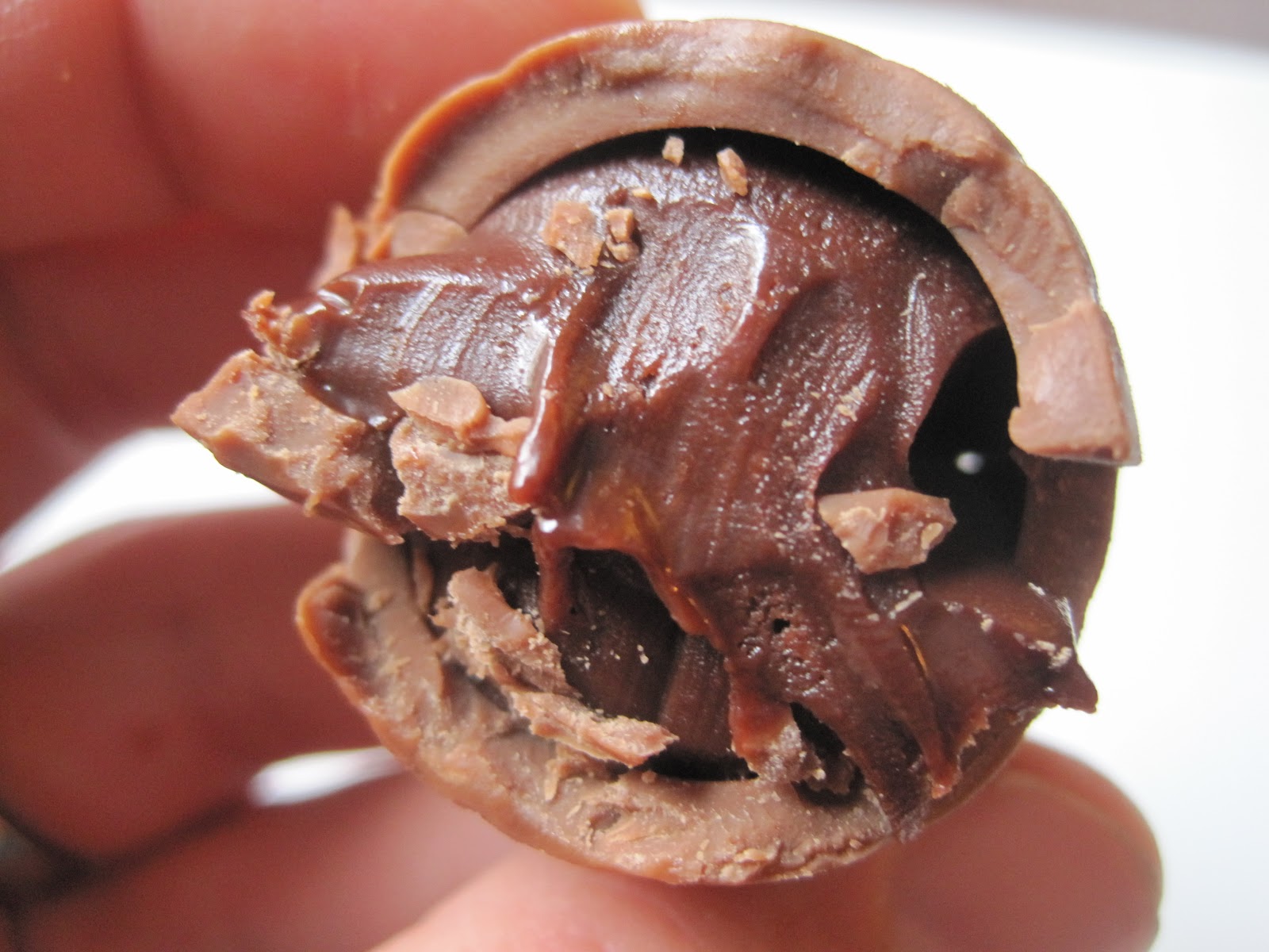 Walking The Candy Aisle Cadbury Chocolate Creme Egg review