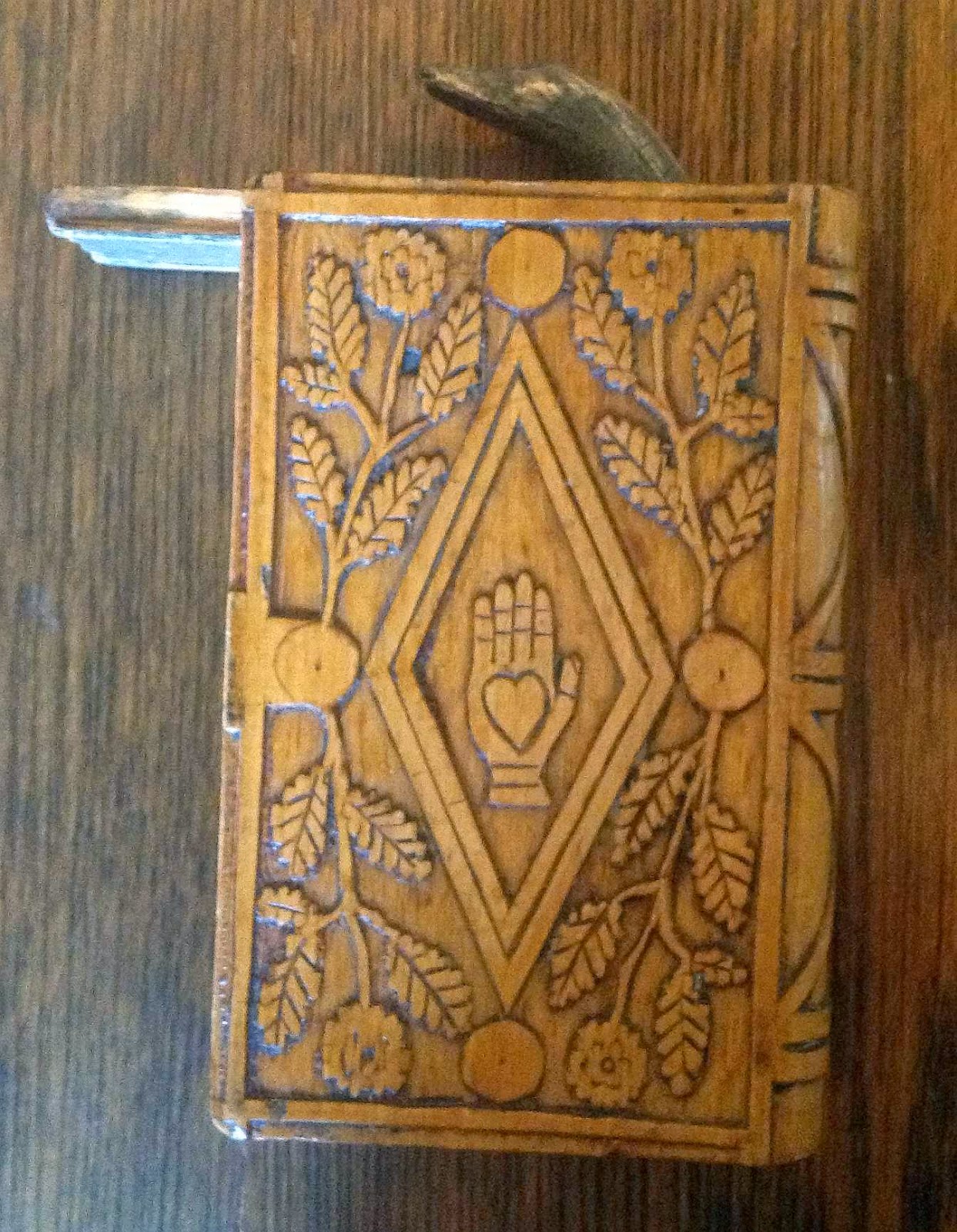 About Blooks Guest Post 19th Century Trick Snake Boxes, from Bruce