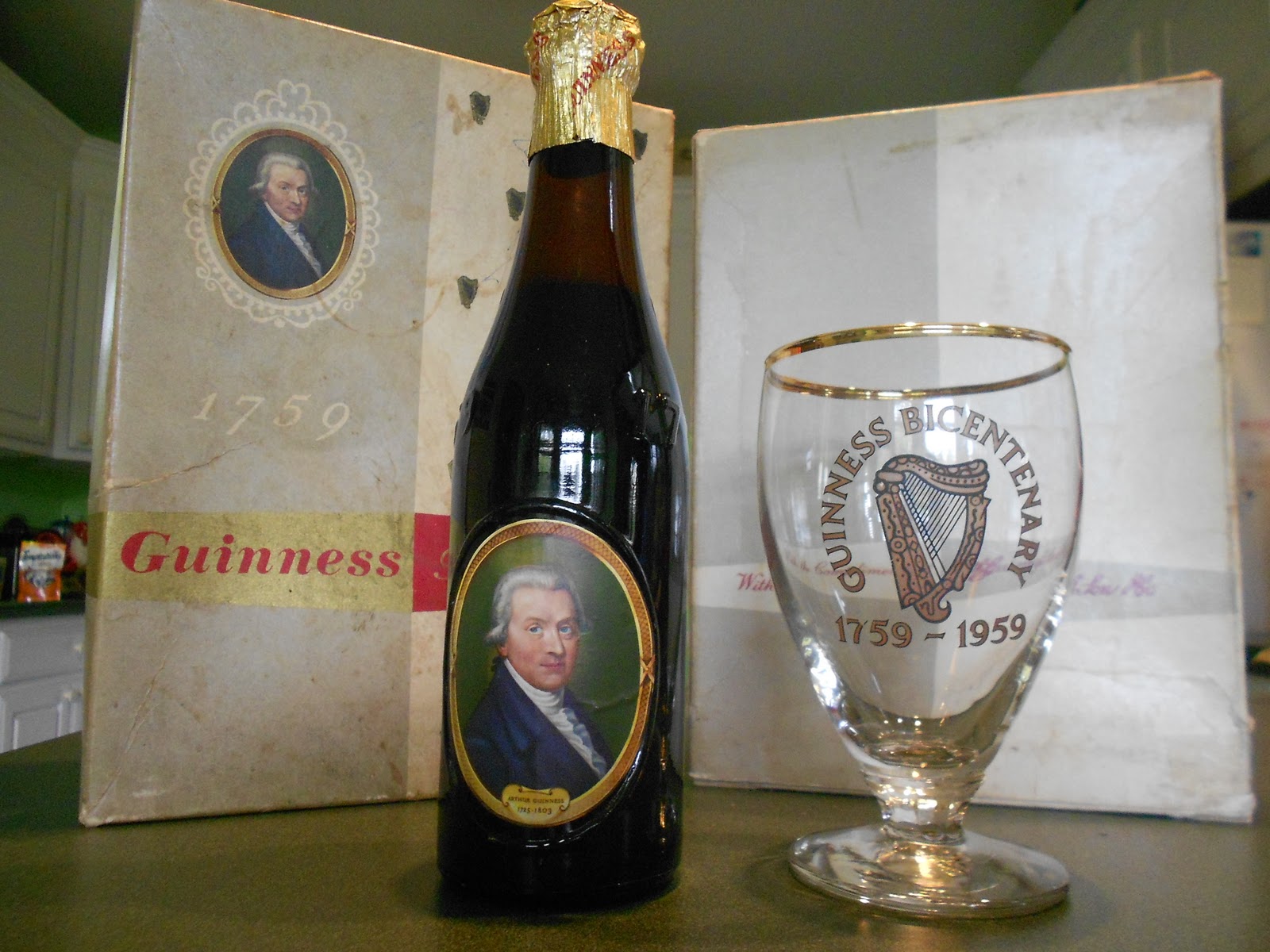 Guinness Collection Labels, Carlton Ware, Wade, Gilroy, Doctors Books
