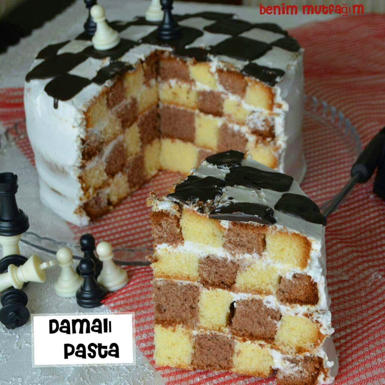 Sabiha�nın Mutfağı Damalı Pasta