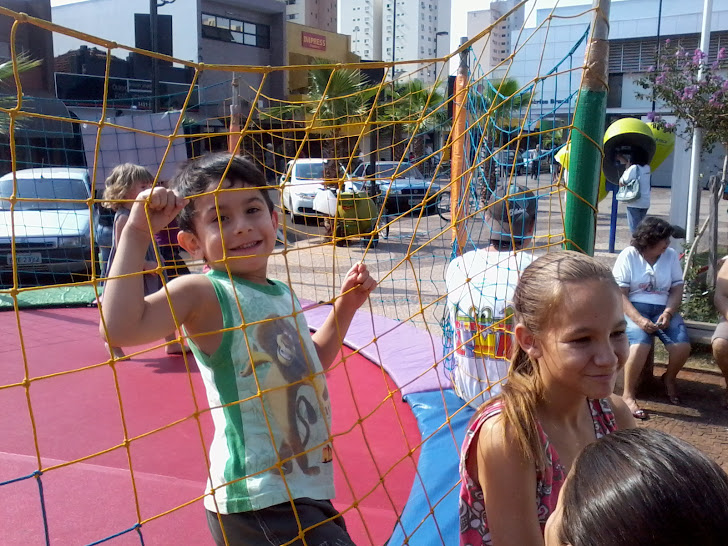 EMPRESA DE LOCAÇÃO DE BRINQUEDOS