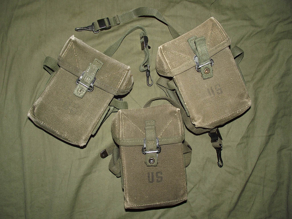 M1956 Universal Small Arms Ammunition Pouch Military Collectibles