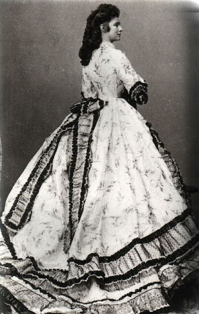 Fascinating Historical Picture of Elisabeth of Austria in 1859 