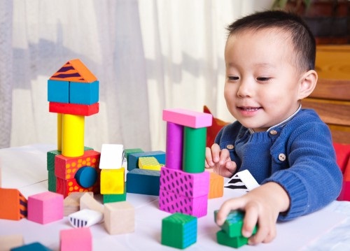 Memilih Mainan Anak 1 Tahun