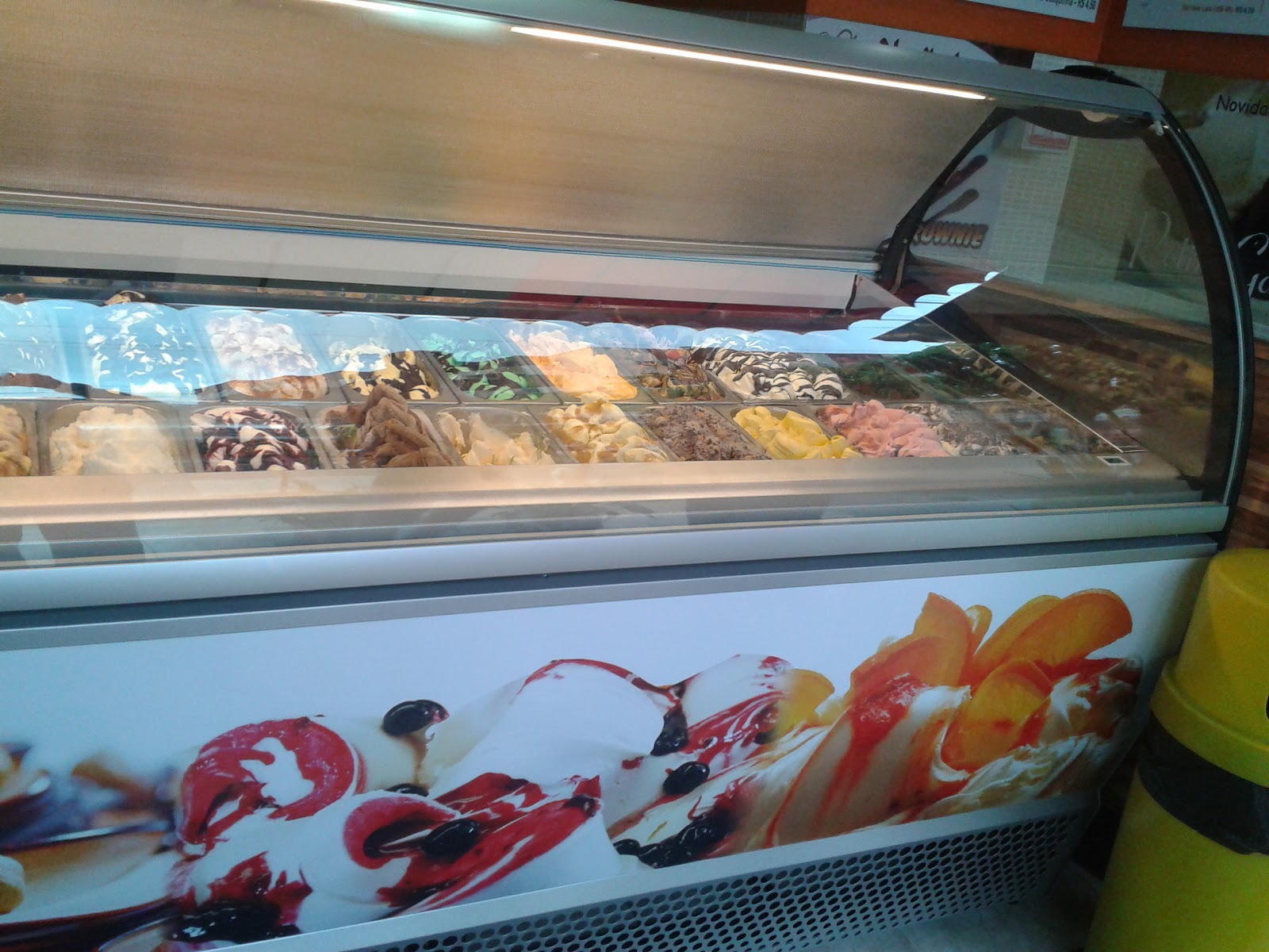 a gelateria artesanal gelato mix A Nova Vitrine da Gelato Mix