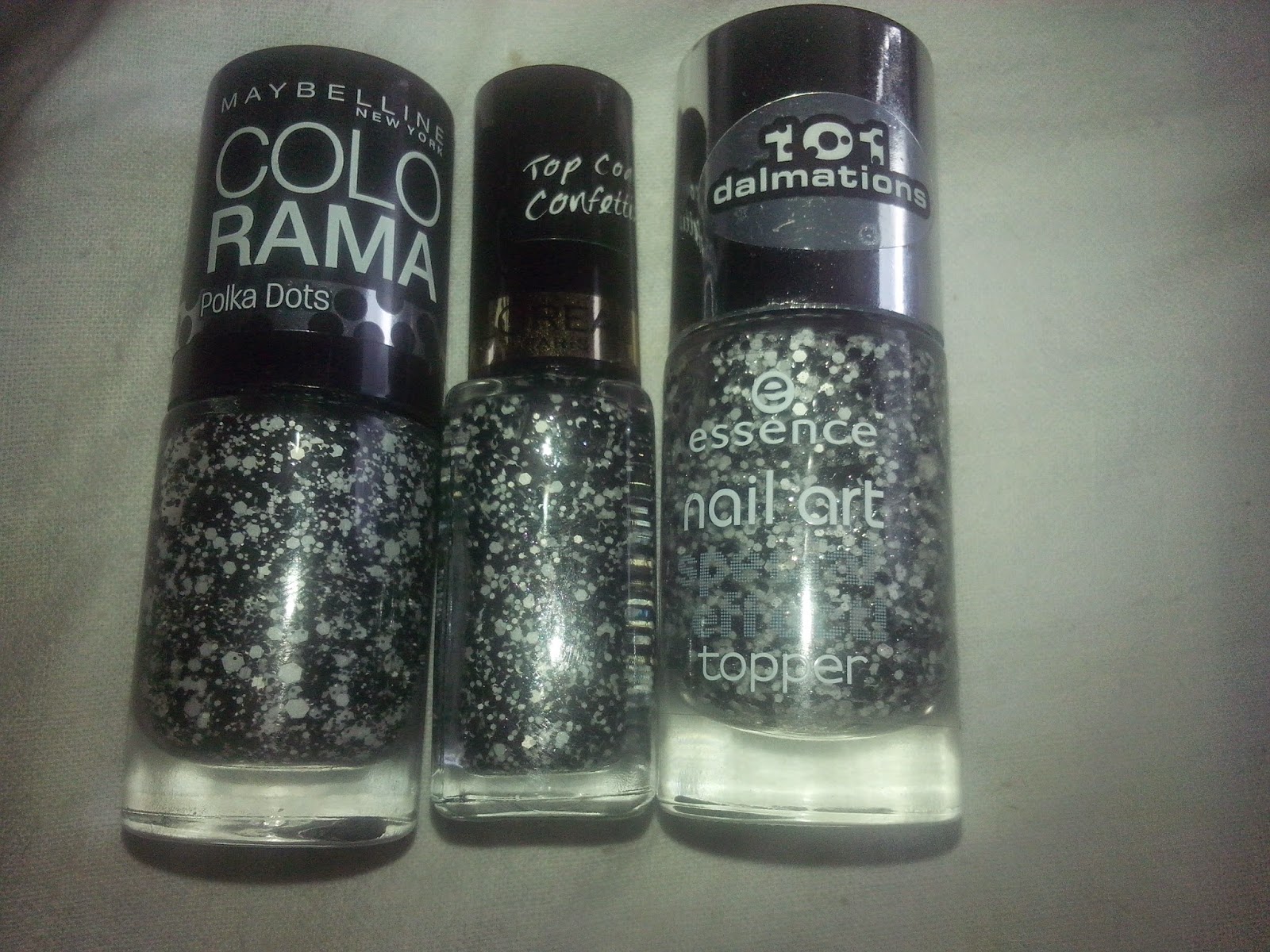 comparisson-exxence-black-dress-white-tie-maybelline-clearly-spotted-loreal-confettis