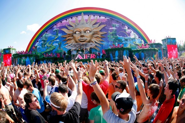 TOMORROWLAND