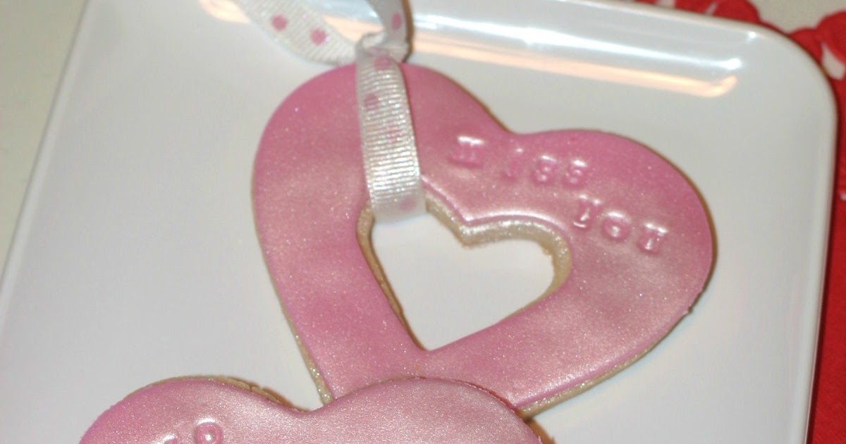Pink Little Cake Fondant Stamped Heart Cookies