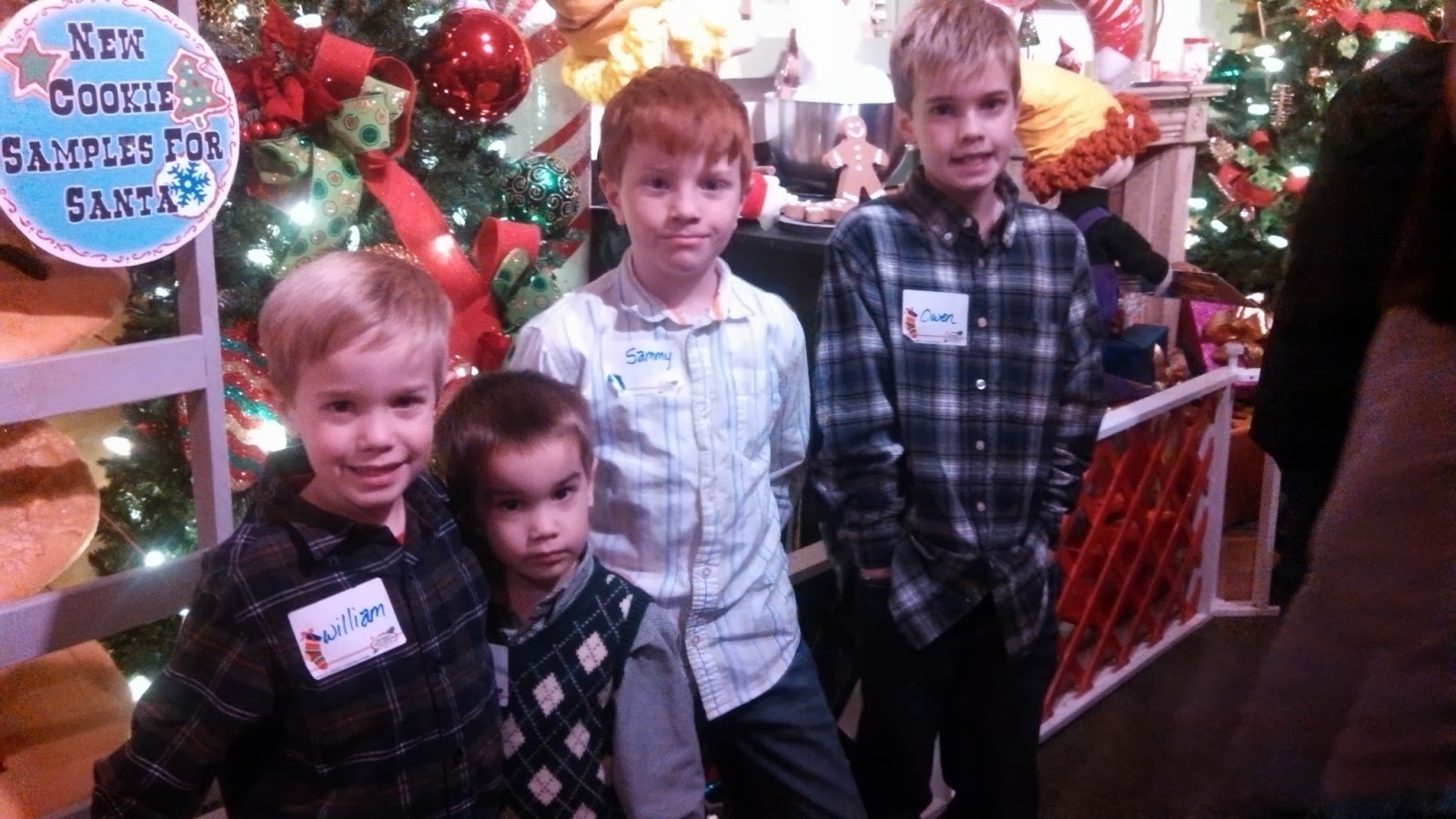 Blessings Abound Bronner�s Christmas Store