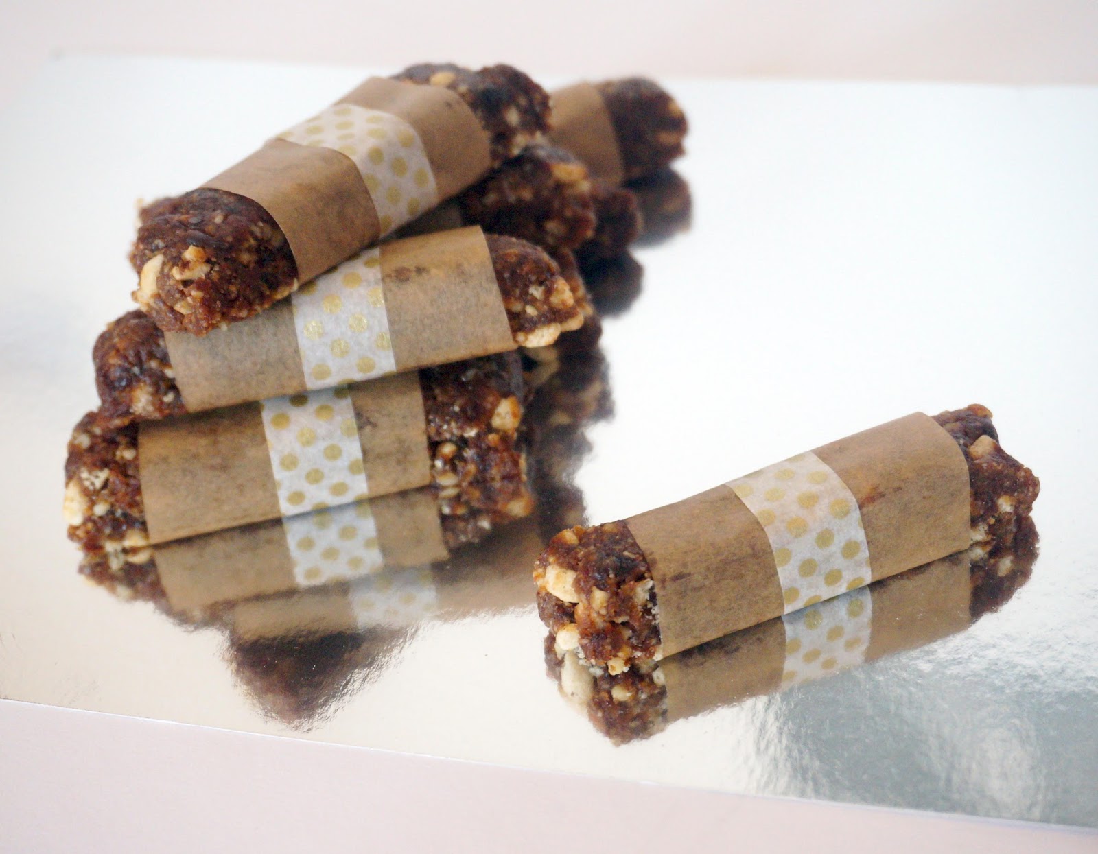 megmade Homemade Nakd Bars (Larabars)