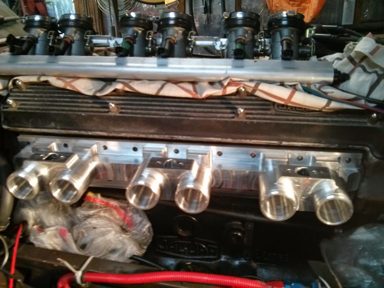 Making an Old Jag Purr (Fuel Injection of a 1968 XKE)