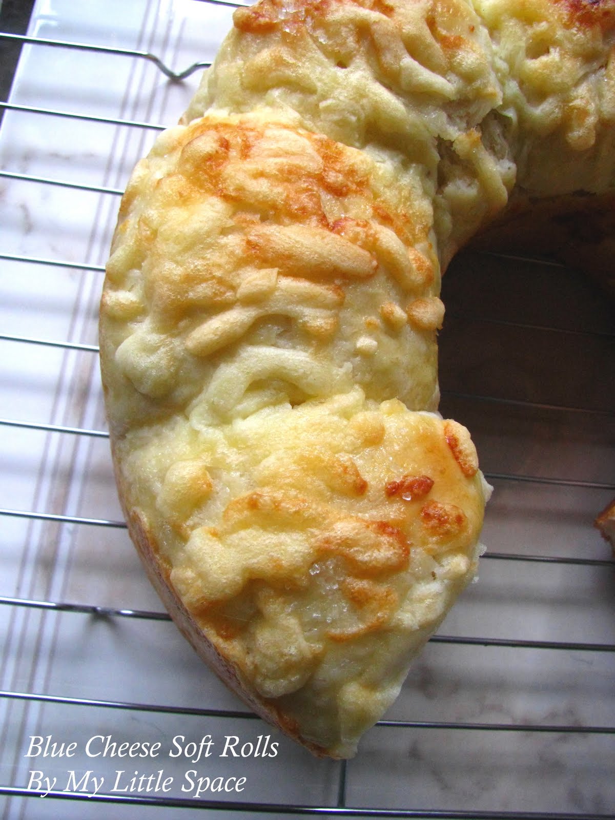 Blue Cheese Soft Rolls