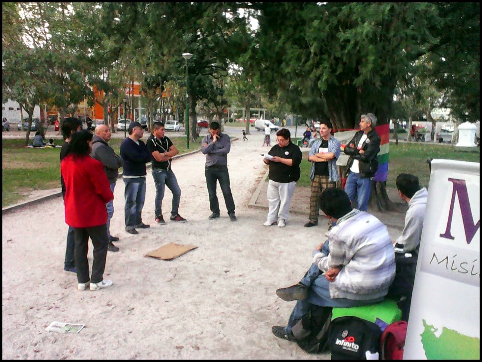 Evangelización en la Plaza de Florencio Varela