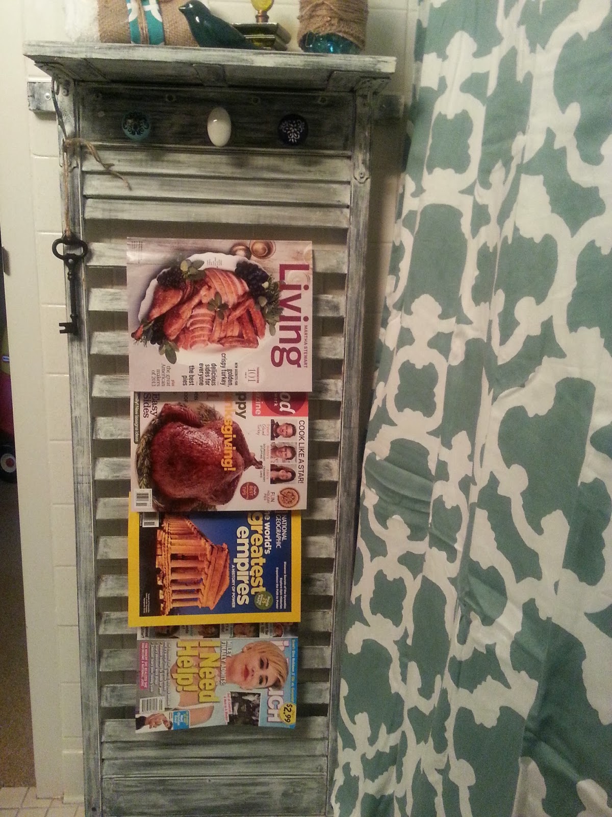Freckles 'n' Family Bathroom Magazine Holder & Shelf
