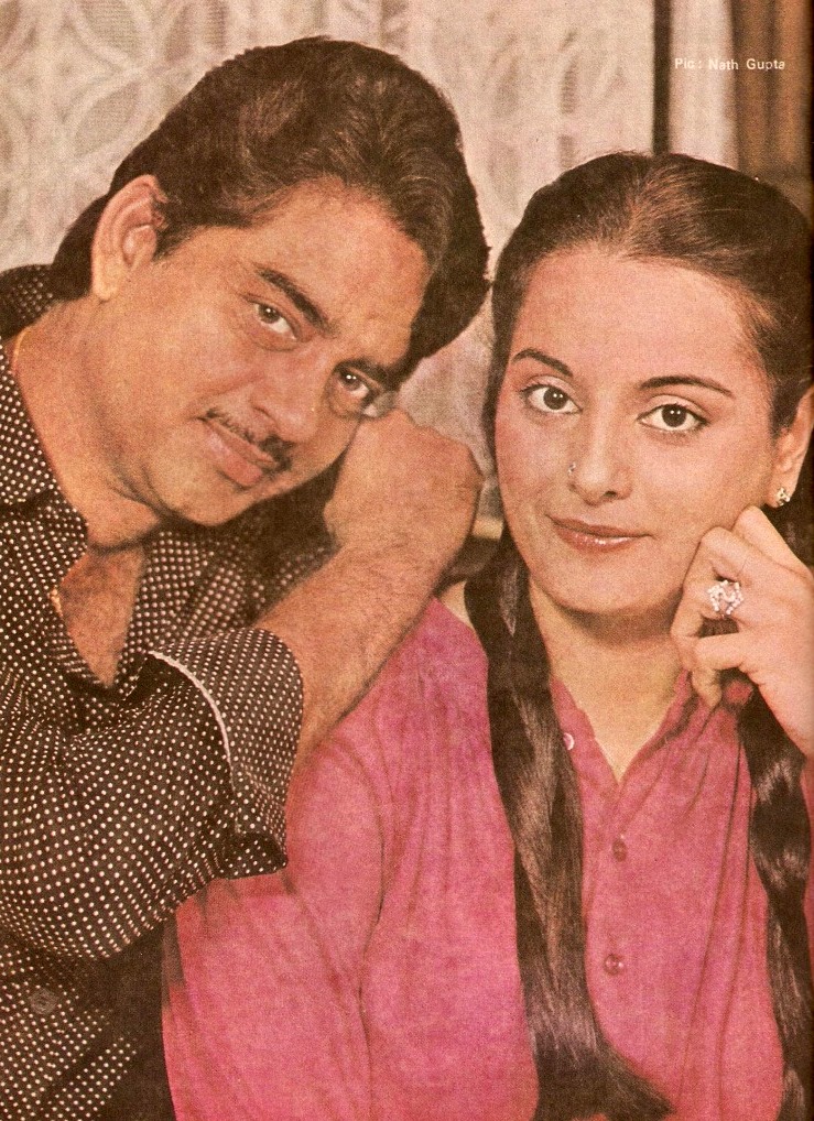 Shatrugan Sinha and wife Poonam old Pic1 - Shatrugan Sinha and wife Poonam old Pic