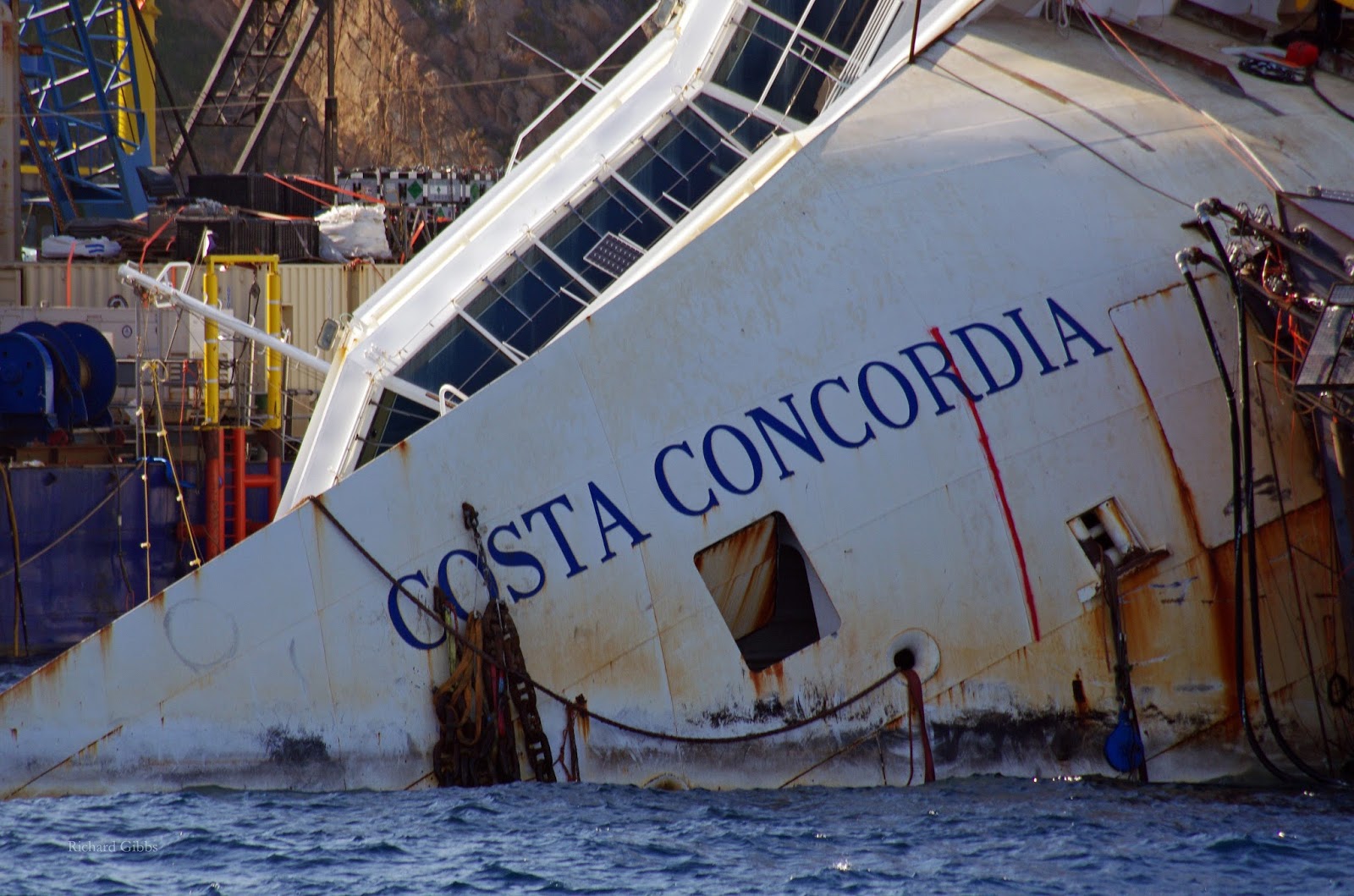 Costa concordia wreck image