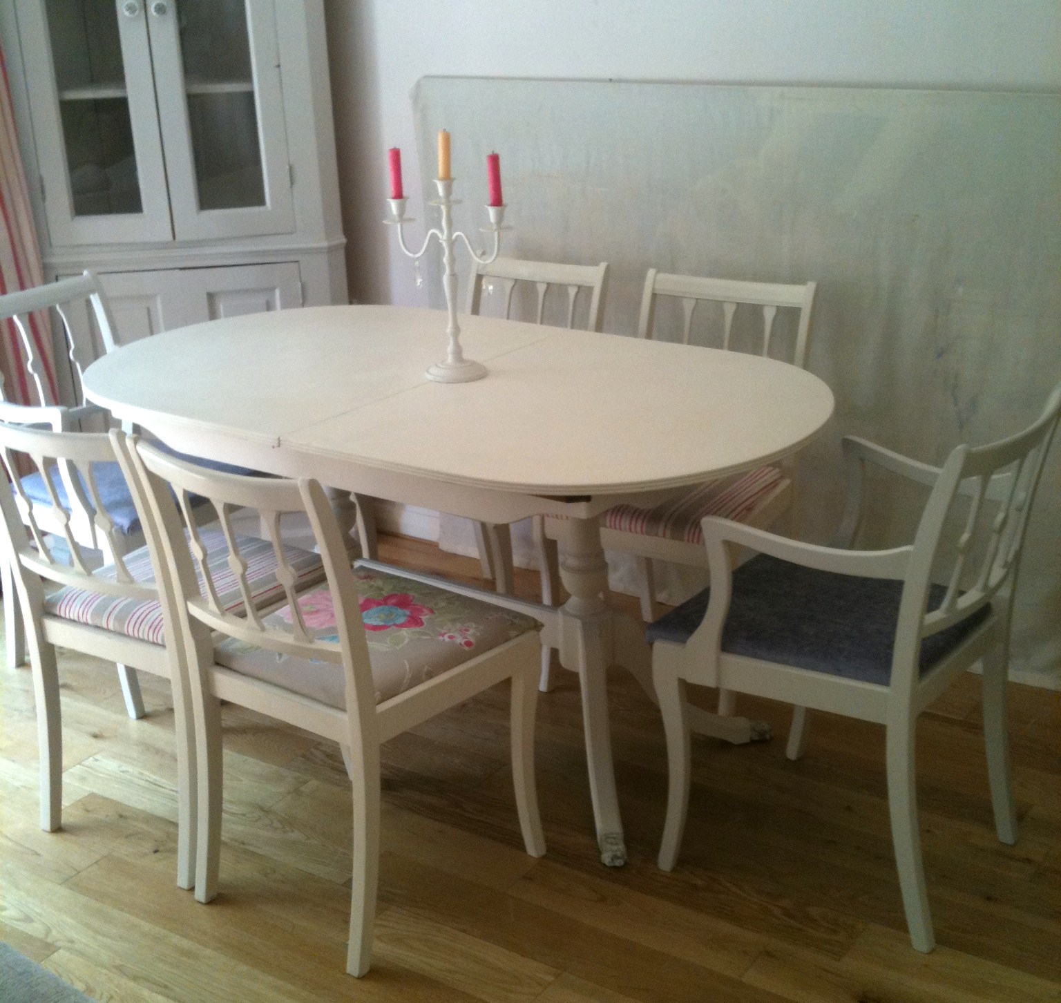 BowieBelle Vintage & Upcycled Furniture