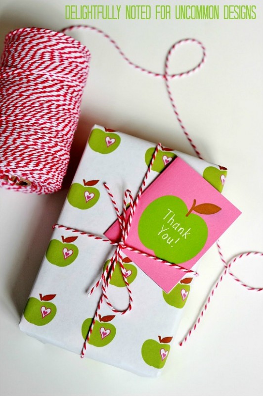Teacher Appreciation Printable Gift Wrap and Mini Thank You Card