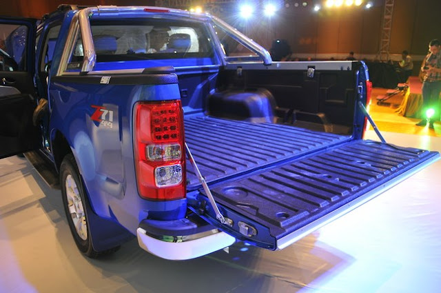 Chevrolet Colorado LTZ giá 729 triệu đồng tại Việt Nam Chevrolet Colorado LTZ giá 729 triệu đồng tại Việt Nam