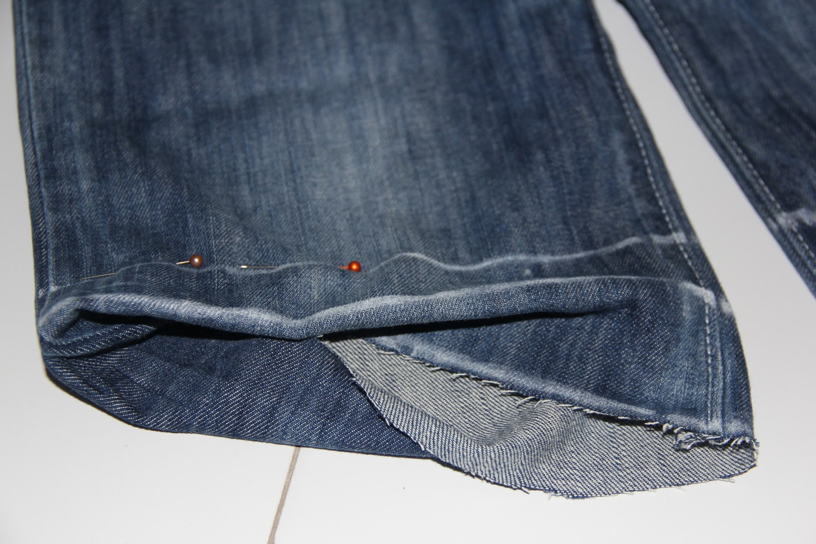 Queen Of Funky DIY DIY Elastic Cuffed Jeans