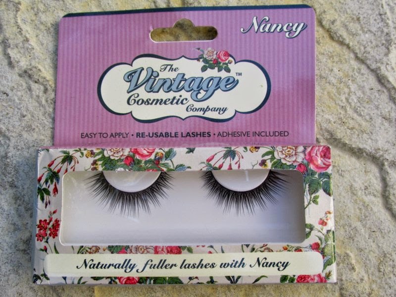 Review The Vintage Cosmetic Company False Eyelashes Pretty and Polished