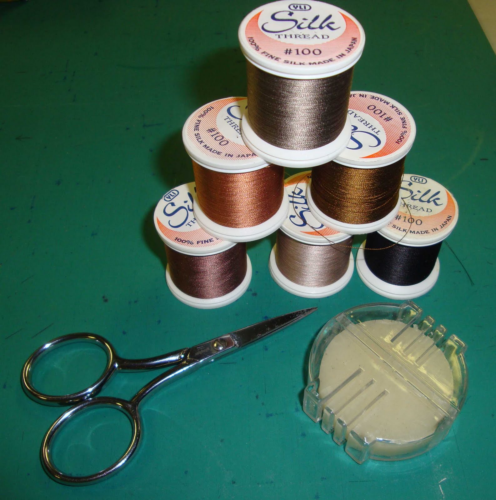 FABRIC THERAPY Glue stick applique, the tutorial PART THREE...