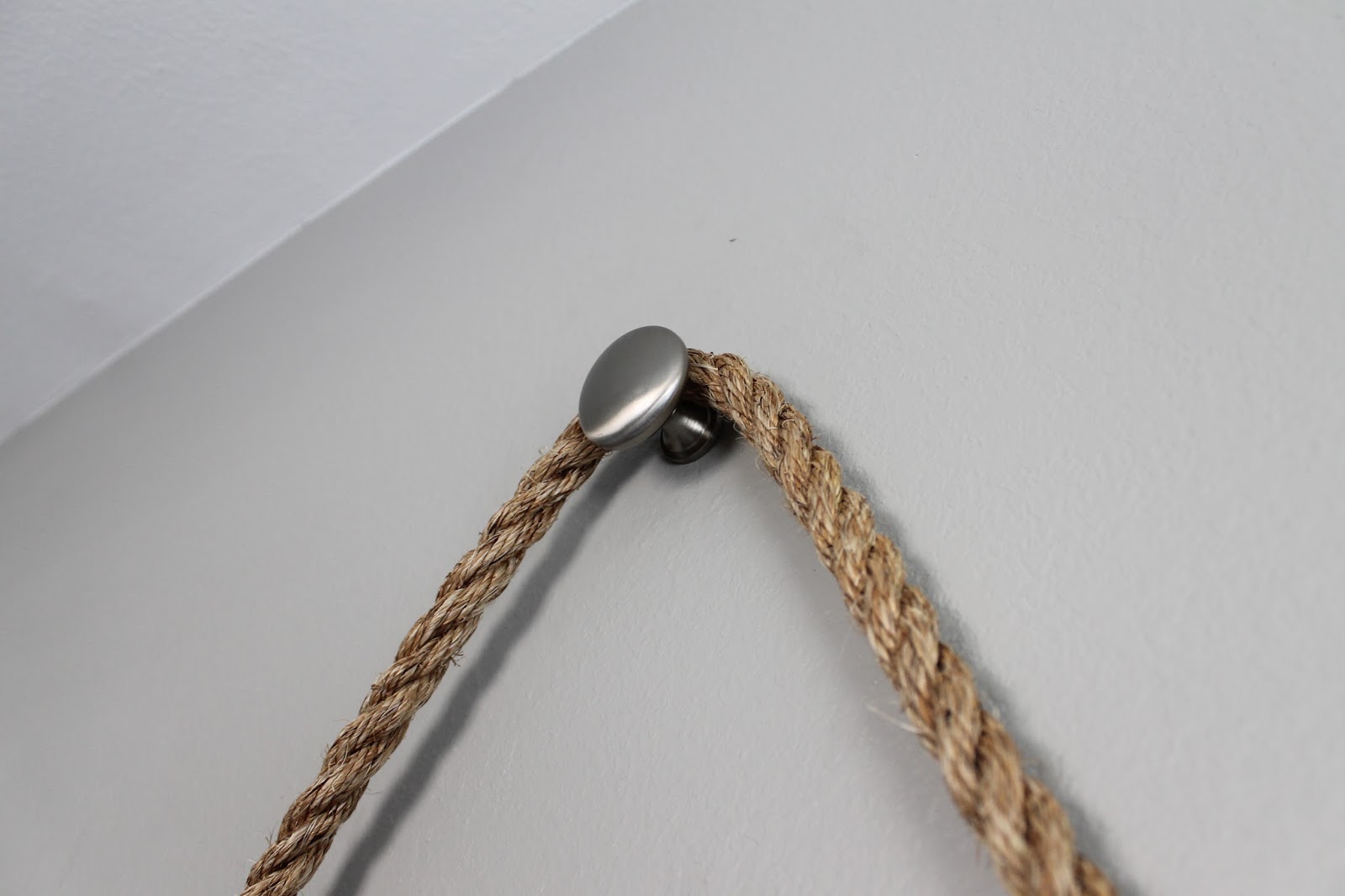 Wonderfully Made DIY Rope Mirror