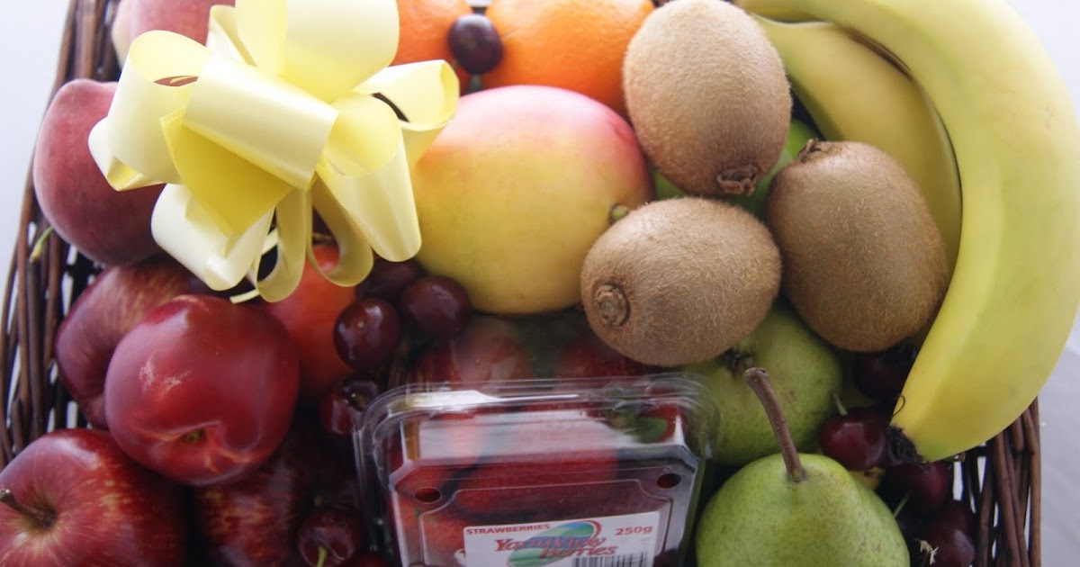 Gourmet Hampers Australia: Happy Christmas Fruit Baskets