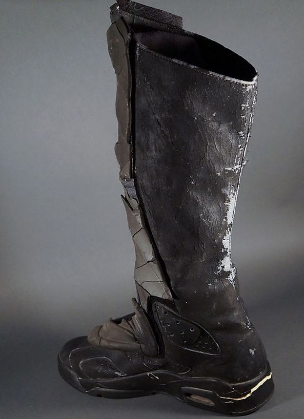 THE SNEAKER ADDICT Batman Returns Movie Prop Nike Air Jordan 6 VI Bat