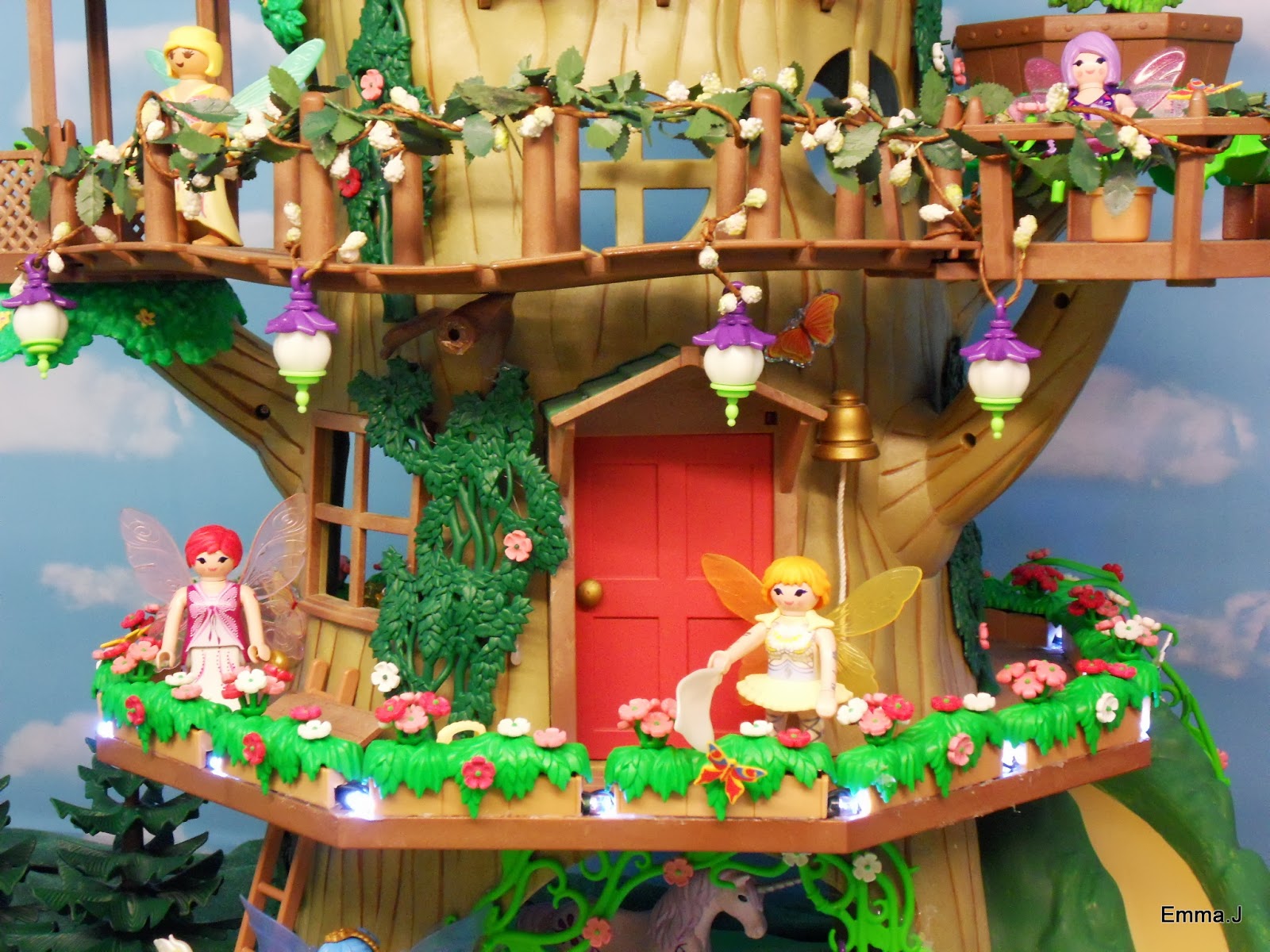 Playmobil Light Up Fairy Tree House Unicorns Fairies Figures Stump
