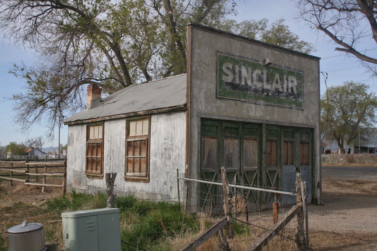 The Model Railroader's Notebook The Abandoned Sinclair Gas Station in