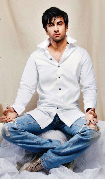 Nargis fakhri1 - Ranbir kapoor and Nargis fakhri filmfare november 2011 scans - SantaBanta Forums