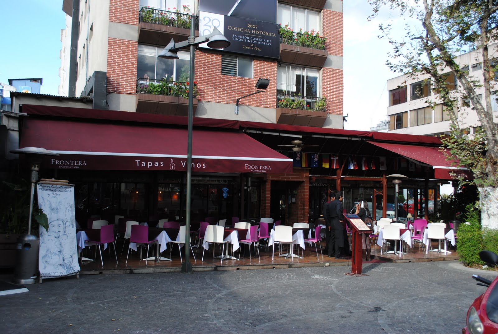 Roger's Grapevine Good wine, great tapas in Quito, Ecuador!