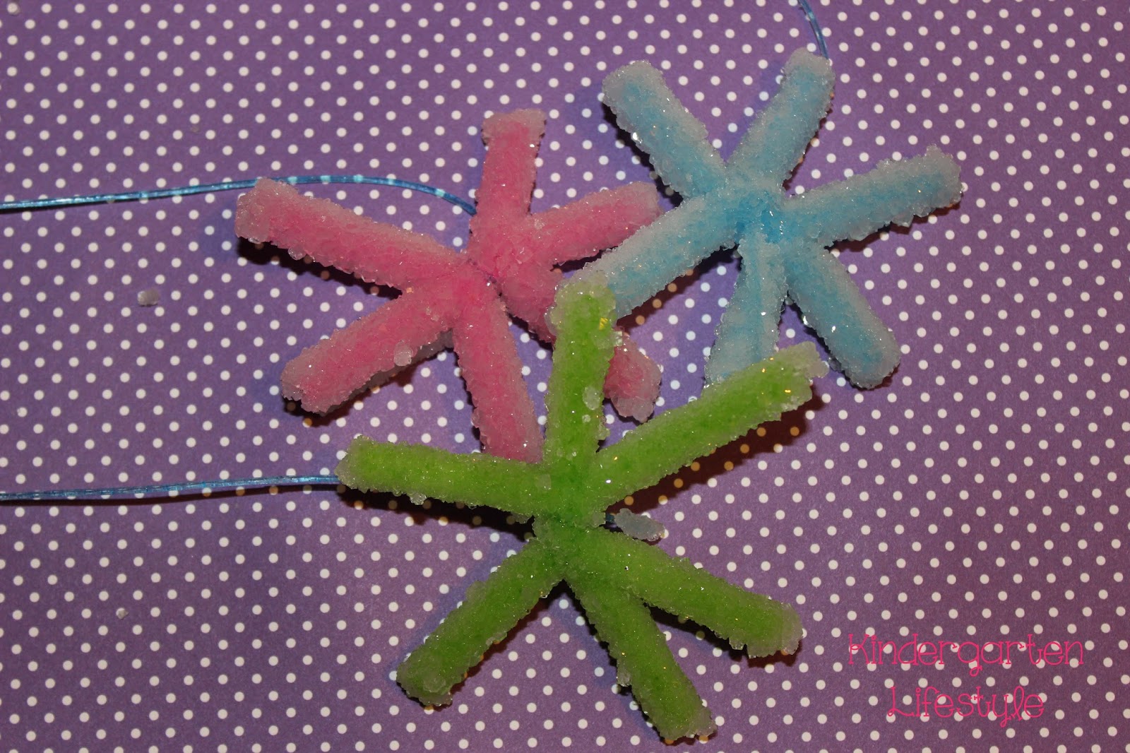 Kindergarten Lifestyle: "Real" Snowflakes...