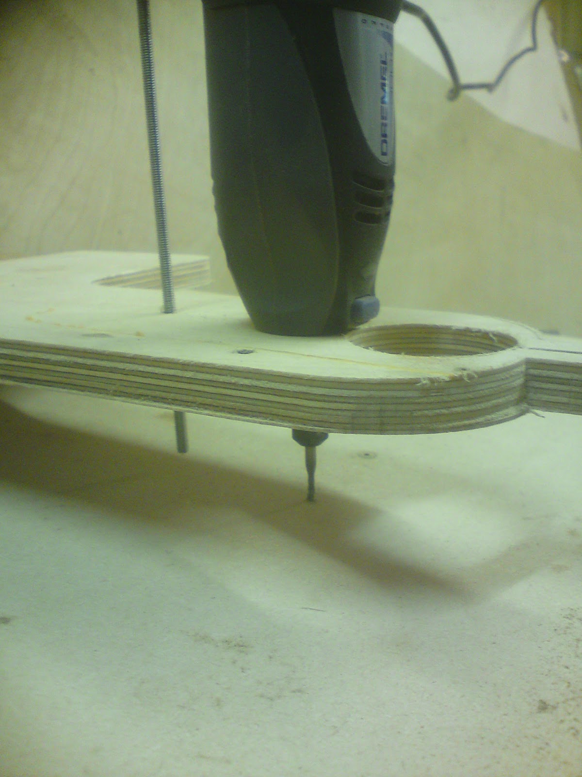 Guitar making blog, Richard Nice Guitars, Hinged pin router for dremel