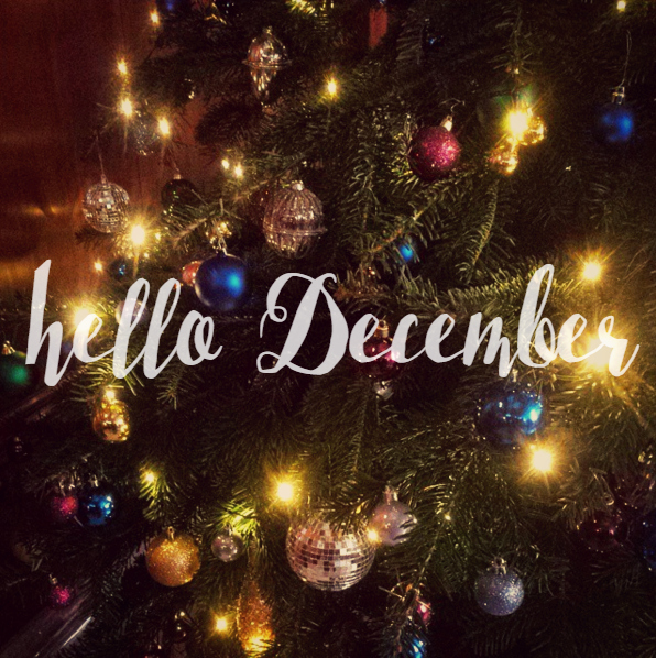 WELCOME DECEMBER | Sarah's Chapter