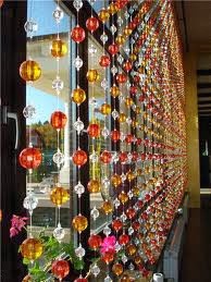 مـدونــة إيــمــي الـبـخــاري ستائر الخرز الملونة