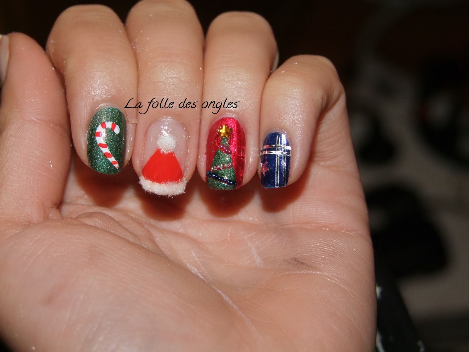 La folle des ongles Nail art noël et nouvel an