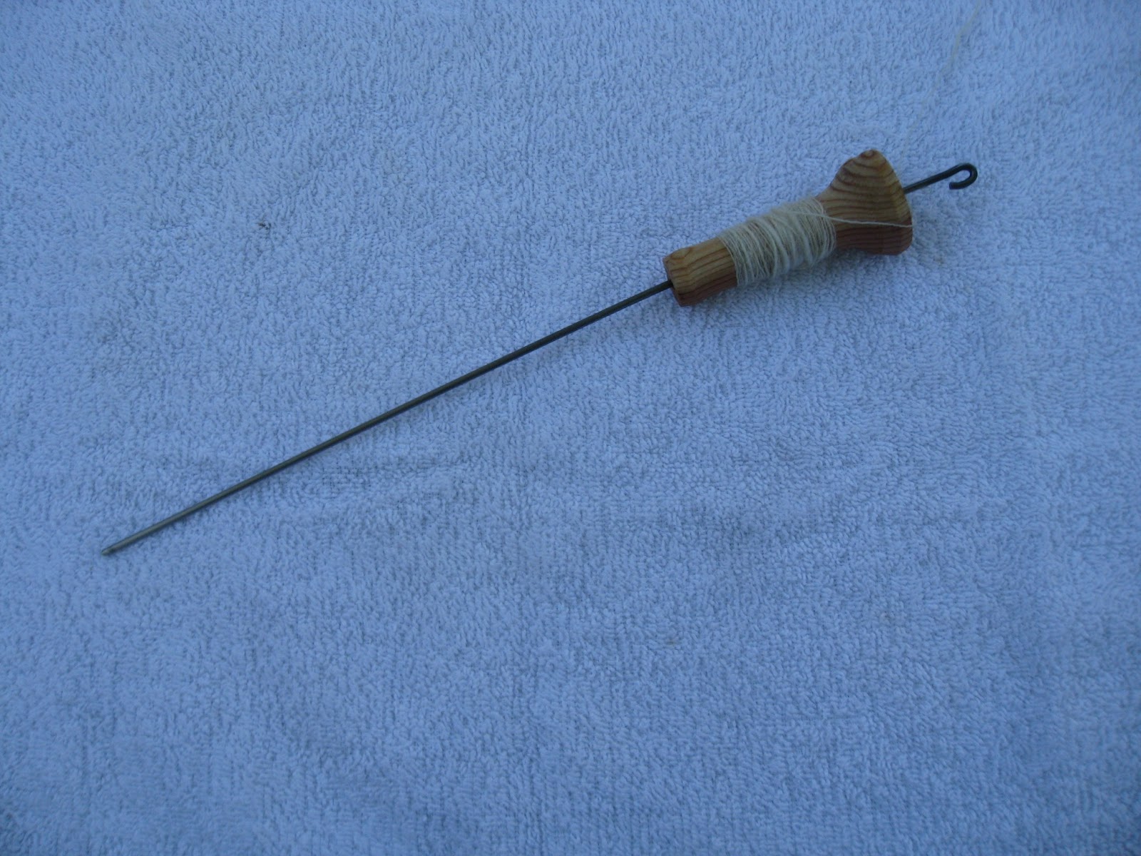 A Fisherman Knits Metal spindles