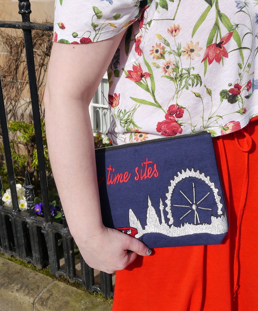 Checking out some Day Time Sites with this SewLomax clutch What Helen Wore, Scottish Blogger, Red Head, Glasgow, Hillary's Crafternoon, Sugar & Vice, cherry bakewell necklace, comfy style, bright colours, floral tee, Zara flower print tshirt, H&M red jersey dress, Zara brown boots, SewLomax day time sites bag