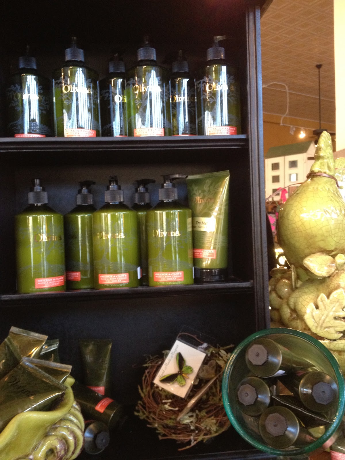 the dove's nest Fruit basket turnover