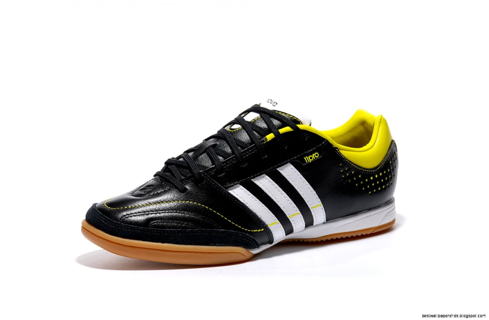 adidas 11nova in rm230 sharpen your clinical finishes in these men s adidas 11nova in rm230 sharpen your clinical finishes in these men s