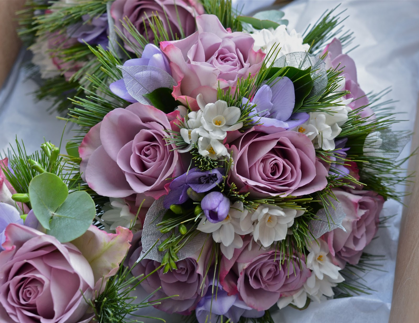 25 creative diy photo craft ideas Wedding Flowers Blog: Lucy's Christmas Wedding Flowers,Royal Southern