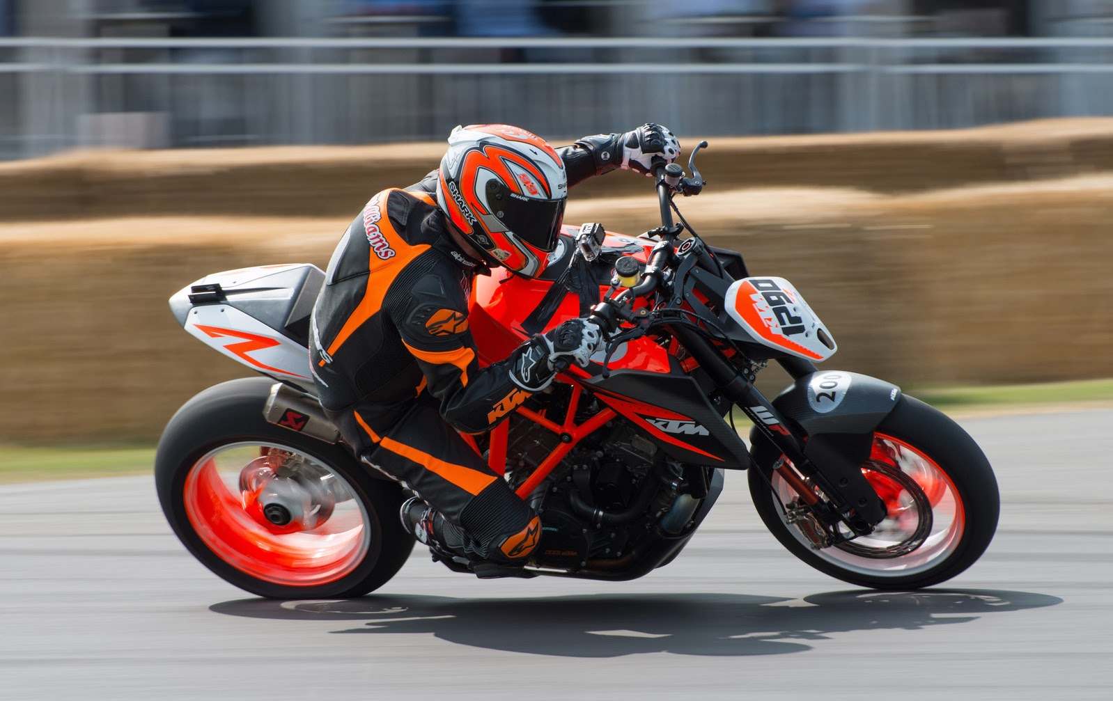 KTM 1290 super Duke r Wallpapers