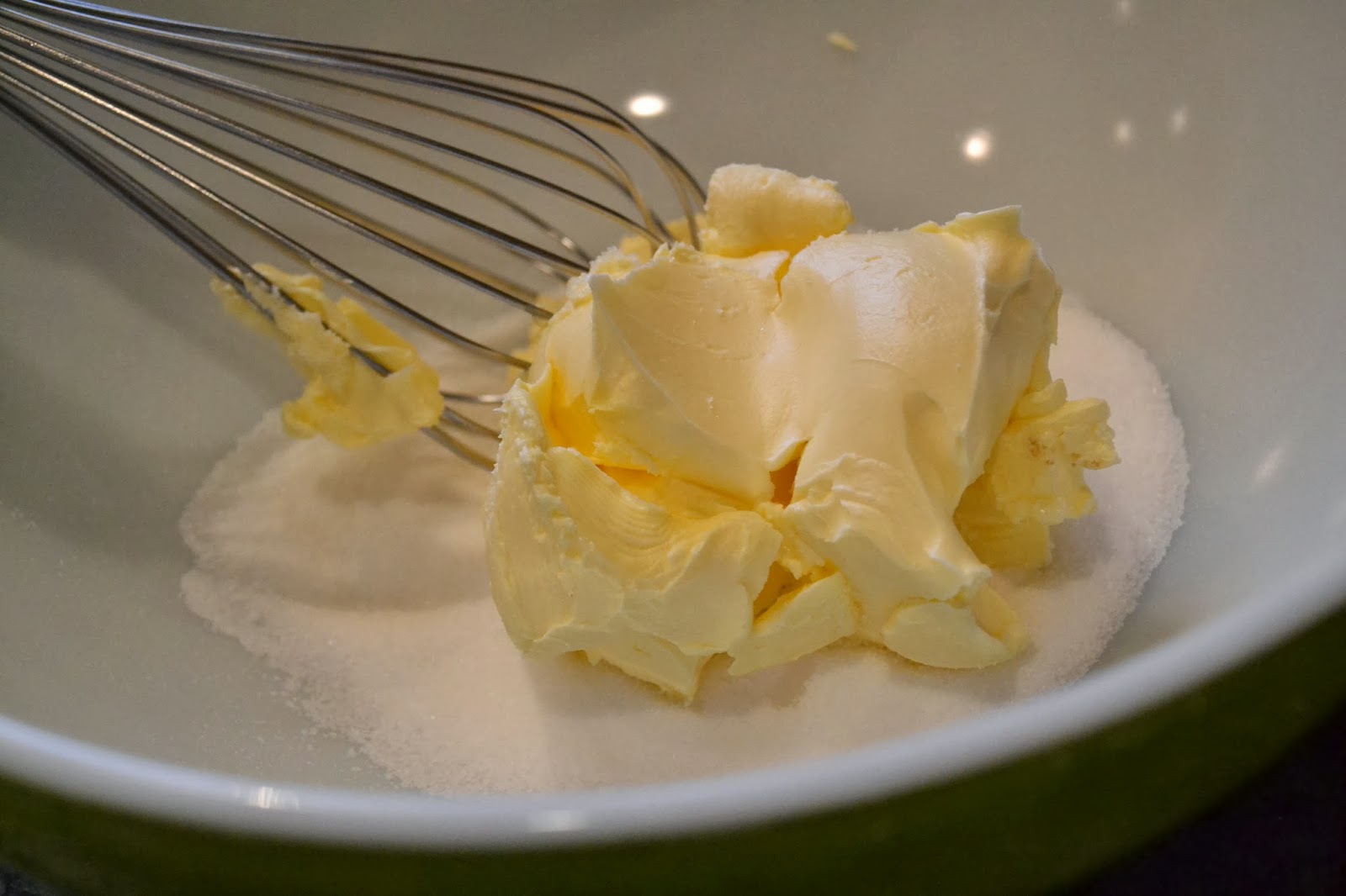 Polkadot Fluff Nutmeg Butter Balls