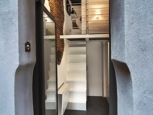 04-Apartment-View-From-the-Entrance-Smallest-House-in-Italy-75-sq-Feet-7-m2-Italian-Architect-Marco-Pierazzi-www-designstack-co