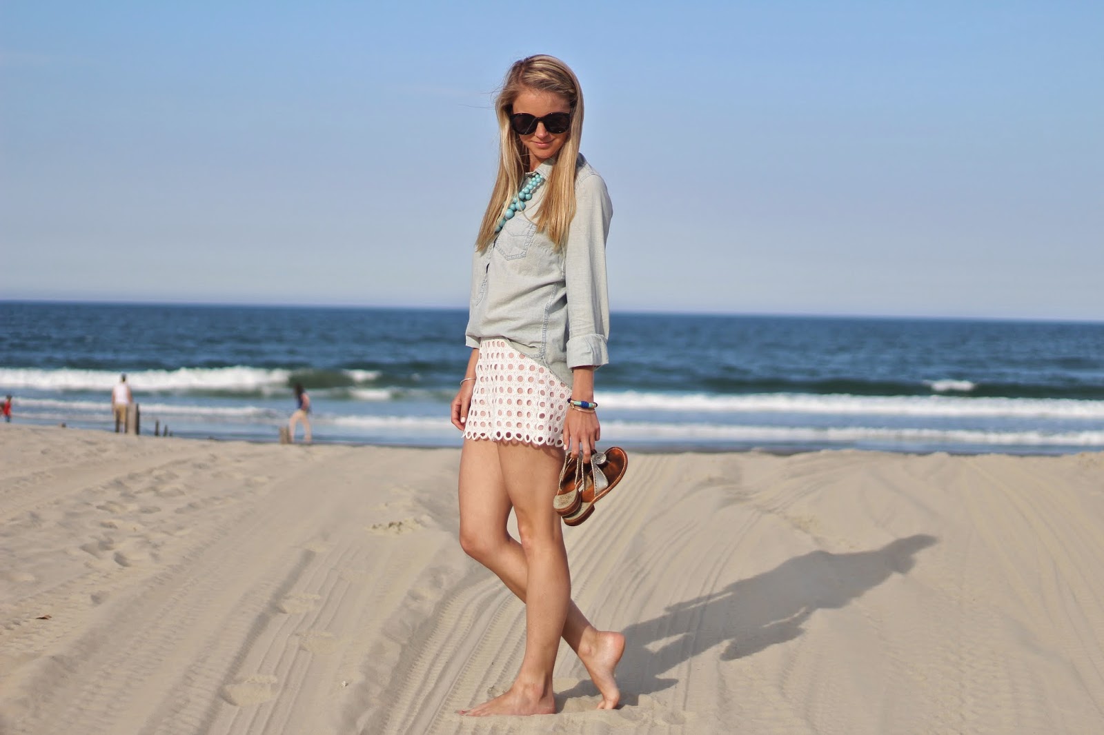 EYELET SHORTS Styled Snapshots