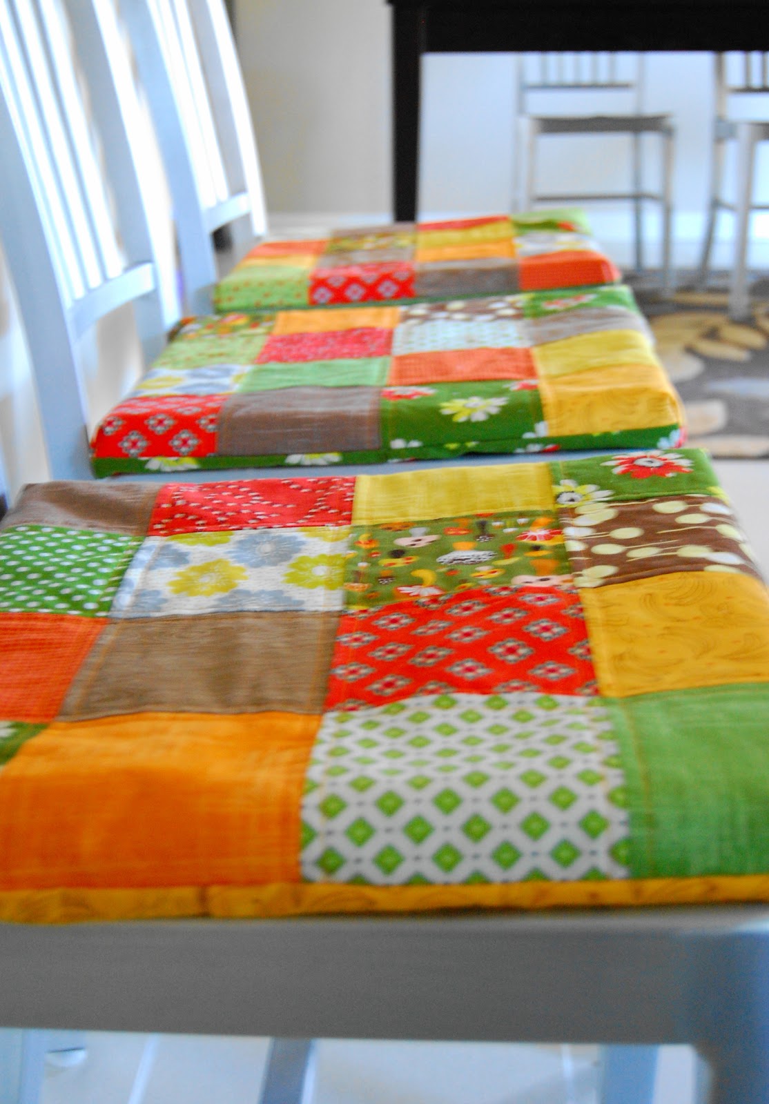 The Brown Needle nonslip patchwork seat cushions a tutorial