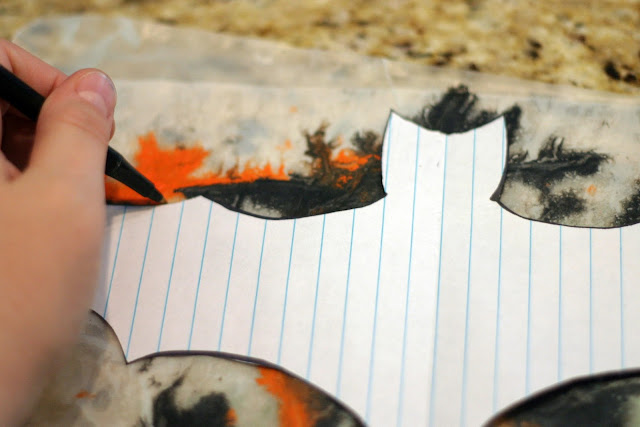 Kids Craft - Halloween Crayon Bats 7