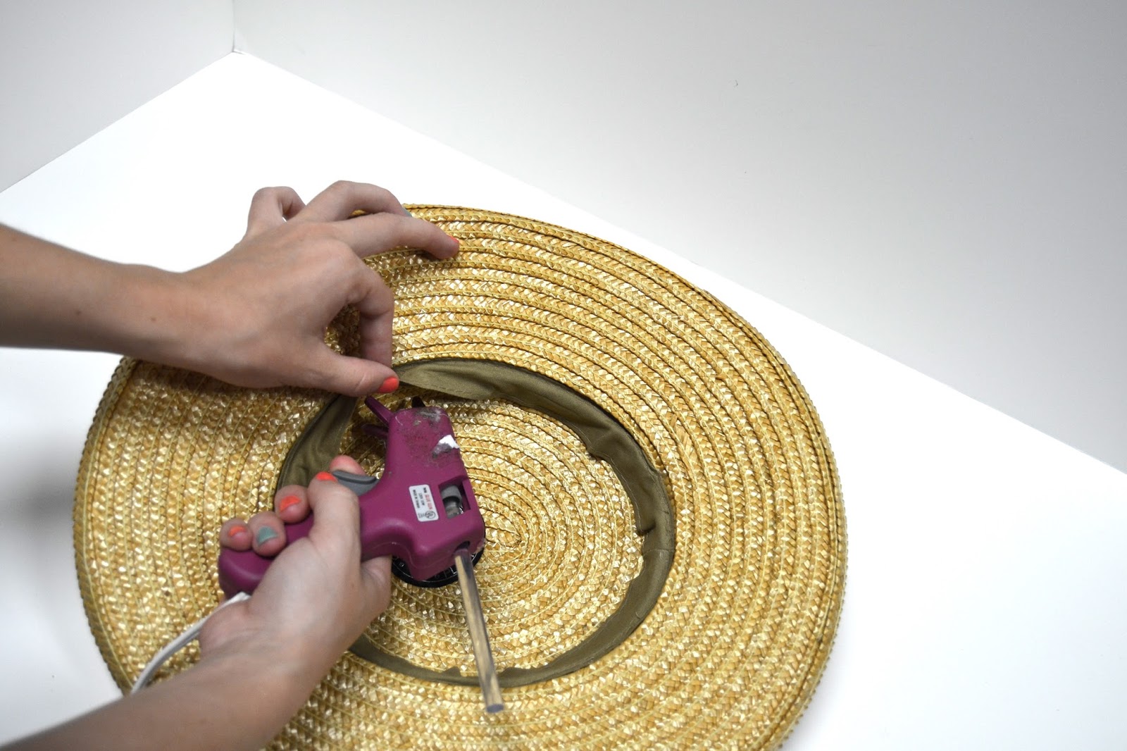 Sassy Straw Saucer Hat DIY Flashback Summer